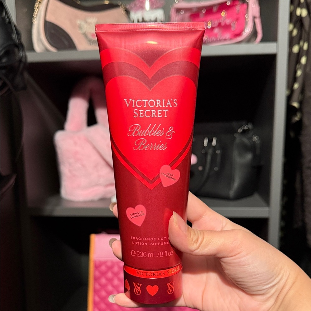 2/$25 victoria’as secret bubbles & berries 💕